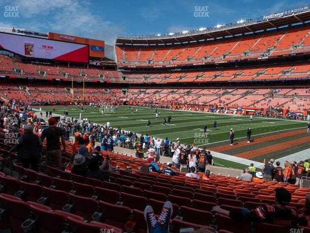 Huntington Bank Field - Section Field 15 Seat View