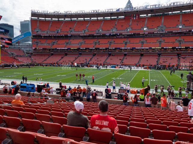 Huntington Bank Field - Section Field 35 Seat View