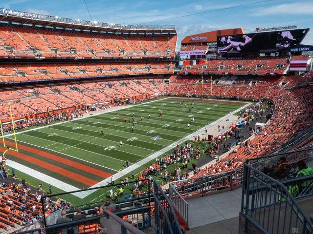 Huntington Bank Field - Section Suite 201 Seat View