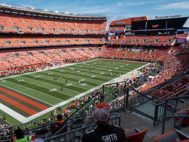Huntington Bank Field - Section Suite 202 Seat View