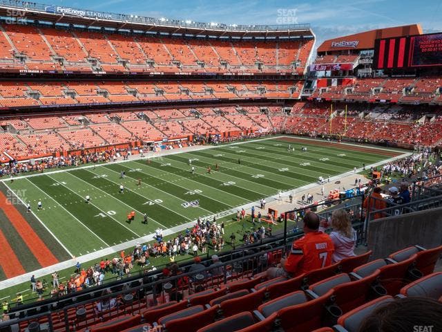 Huntington Bank Field - Section Suite 206 Seat View