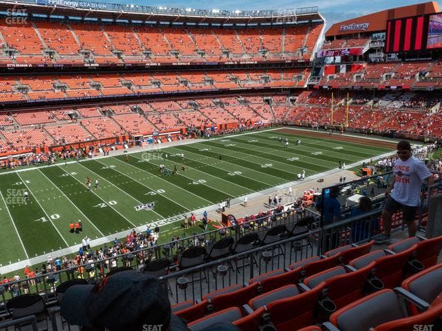 Huntington Bank Field - Section Suite 208 Seat View