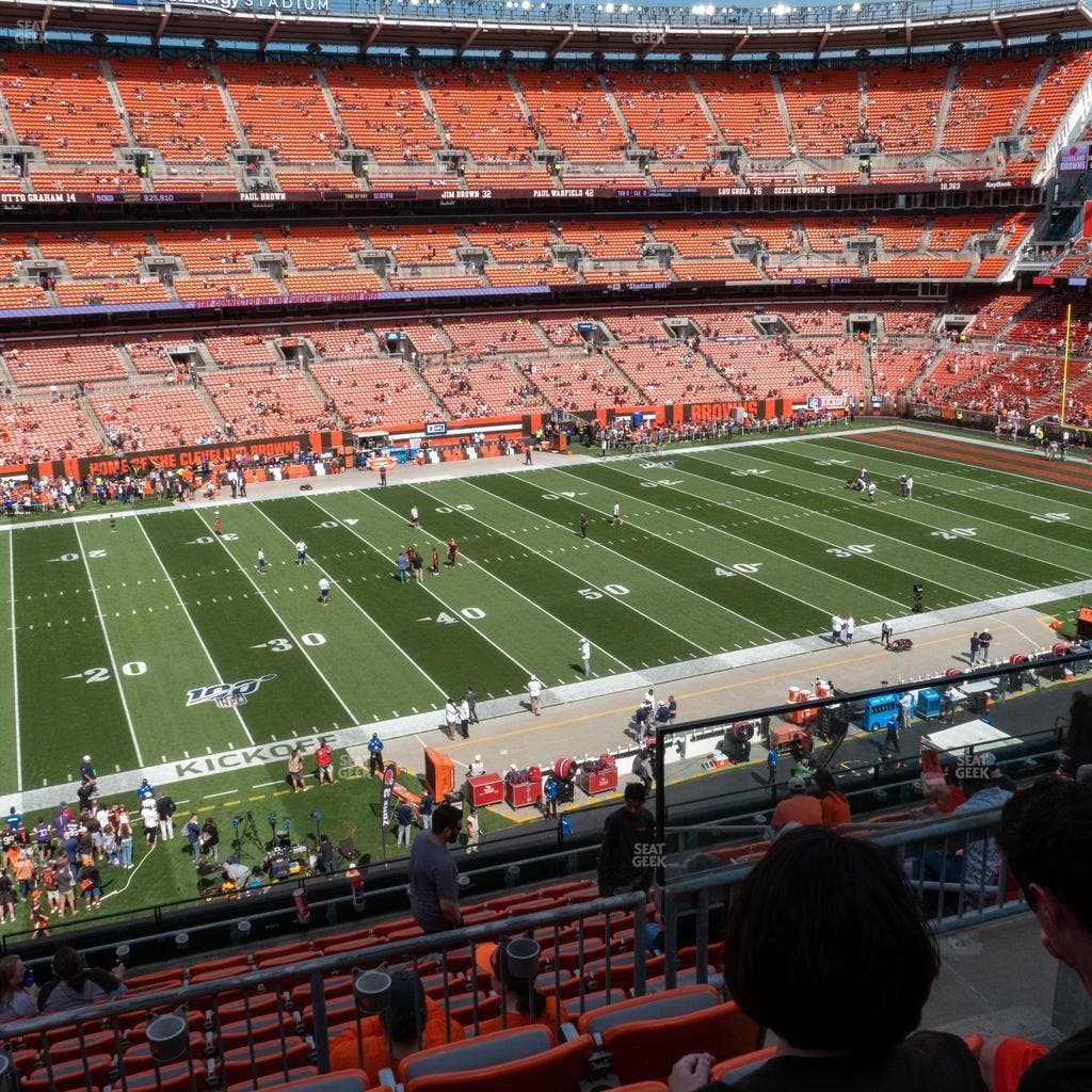 Huntington Bank Field - Section Suite 211 Seat View