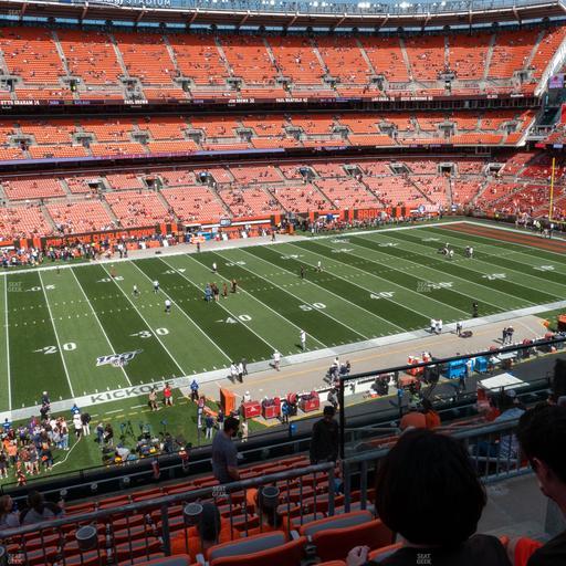 Huntington Bank Field - Section Suite 212 Seat View