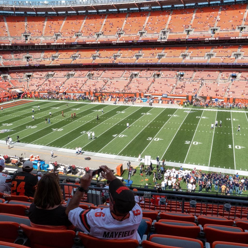 Huntington Bank Field - Section Suite 225 Seat View