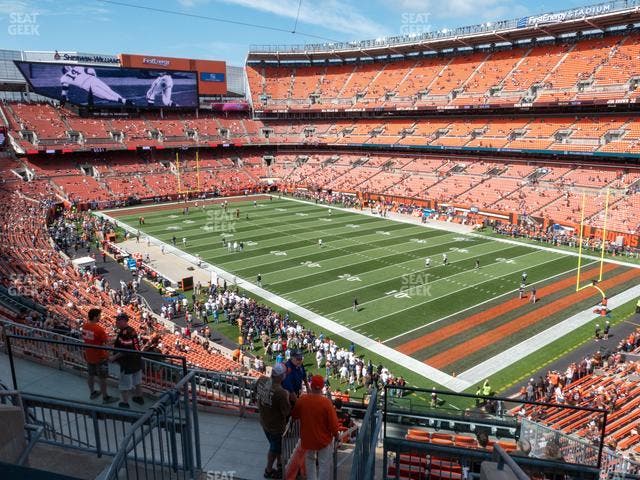 Huntington Bank Field - Section Suite 235 Seat View