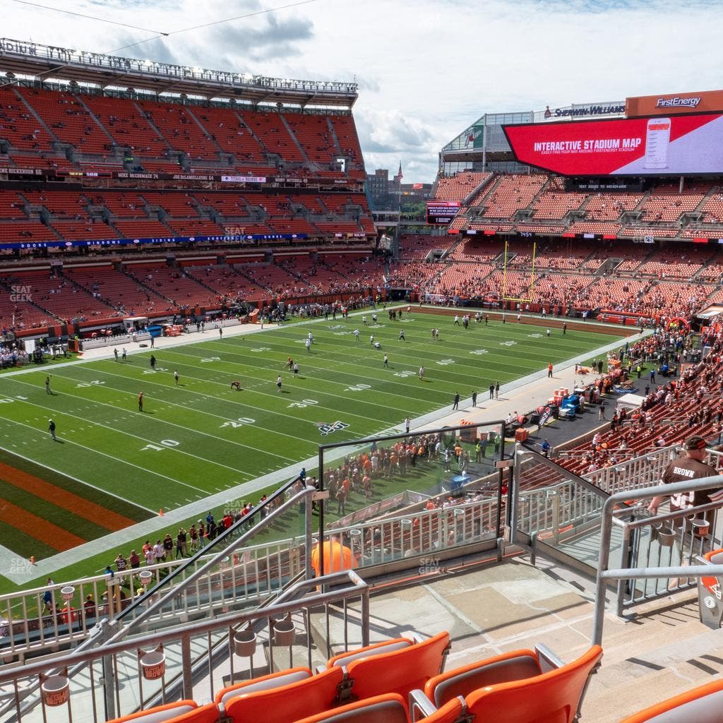 Huntington Bank Field - Section Suite 243 Seat View