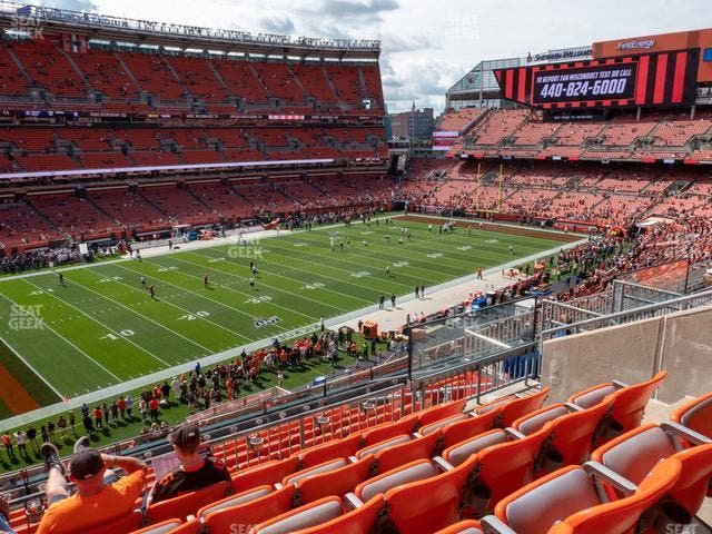 Huntington Bank Field - Section Suite 246 Seat View