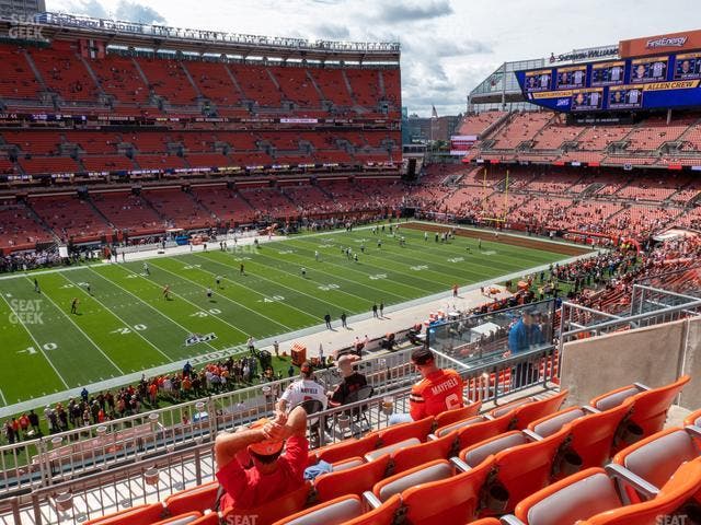 Huntington Bank Field - Section Suite 250 Seat View