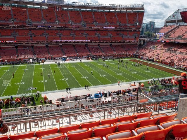 Huntington Bank Field - Section Suite 256 Seat View