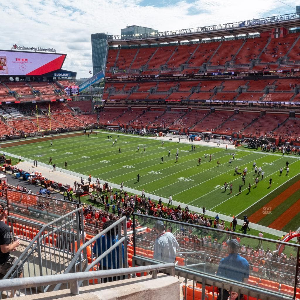 Huntington Bank Field - Section Suite 277 Seat View