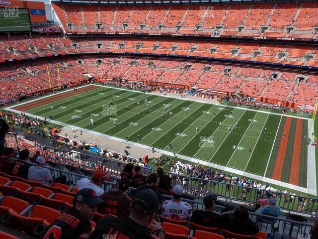 Huntington Bank Field - Section Suite 425 Seat View