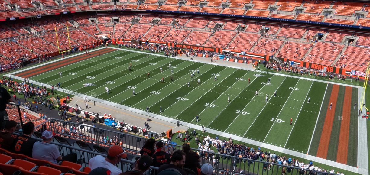 Huntington Bank Field - Section Suite 426 Seat View