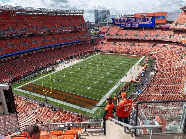 Huntington Bank Field - Section Suite 444 Seat View