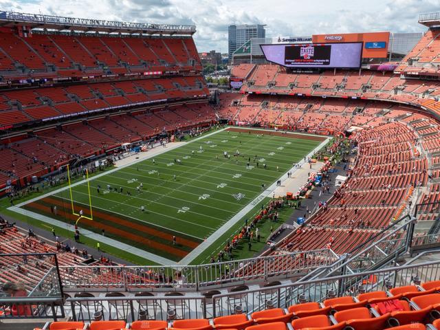 Huntington Bank Field - Section Suite 445 Seat View