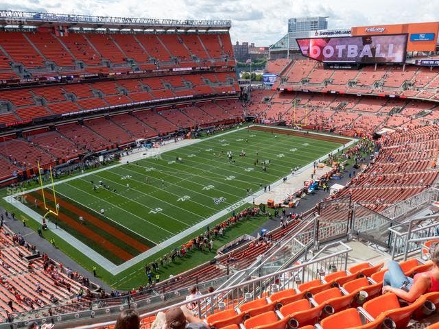 Huntington Bank Field - Section Suite 449 Seat View