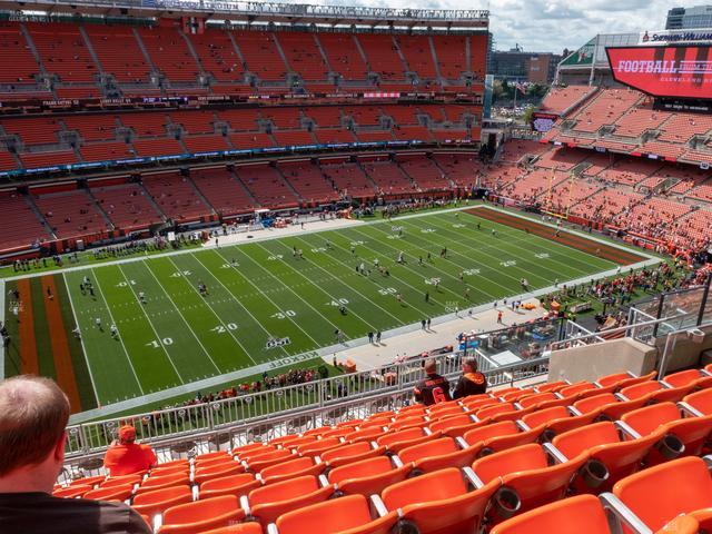 Huntington Bank Field - Section Suite 460 Seat View