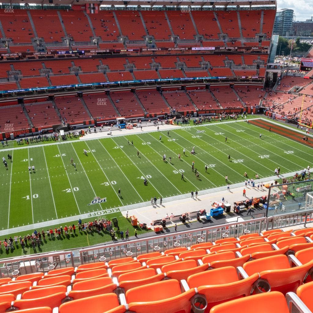 Huntington Bank Field - Section Suite 462 Seat View