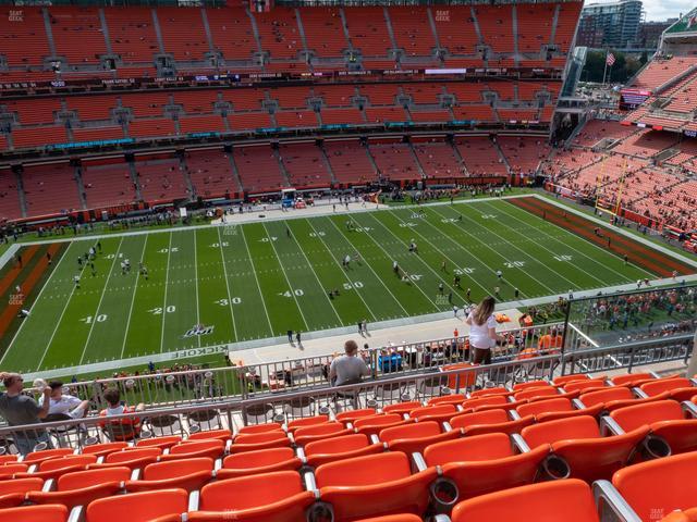Huntington Bank Field - Section Suite 463 Seat View