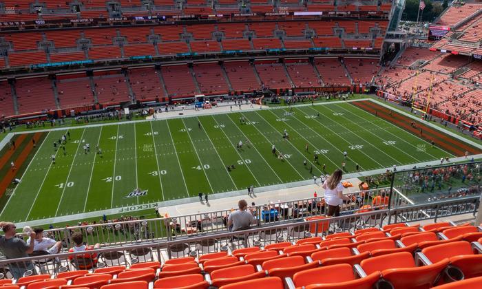 Huntington Bank Field - Section Suite 463 Seat View