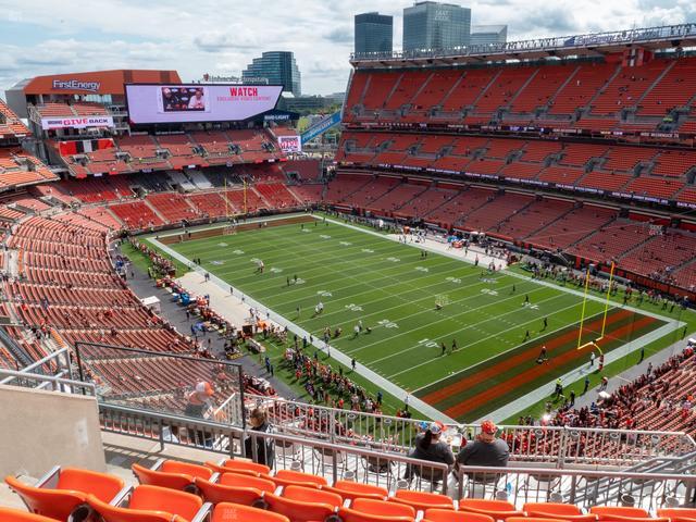 Huntington Bank Field - Section Suite 489 Seat View