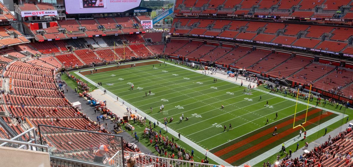 Huntington Bank Field - Section Suite 490 Seat View