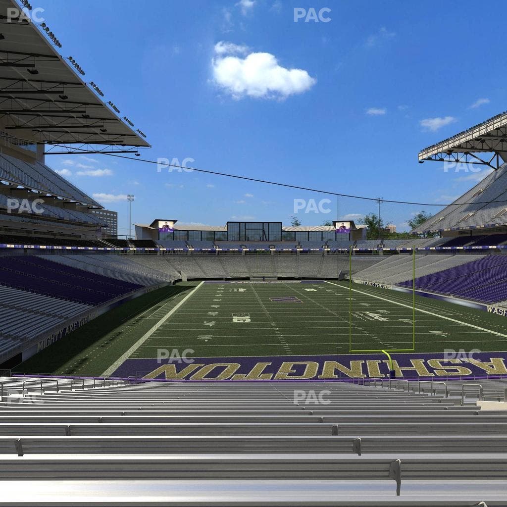 Husky Stadium - Section 138 Seat View