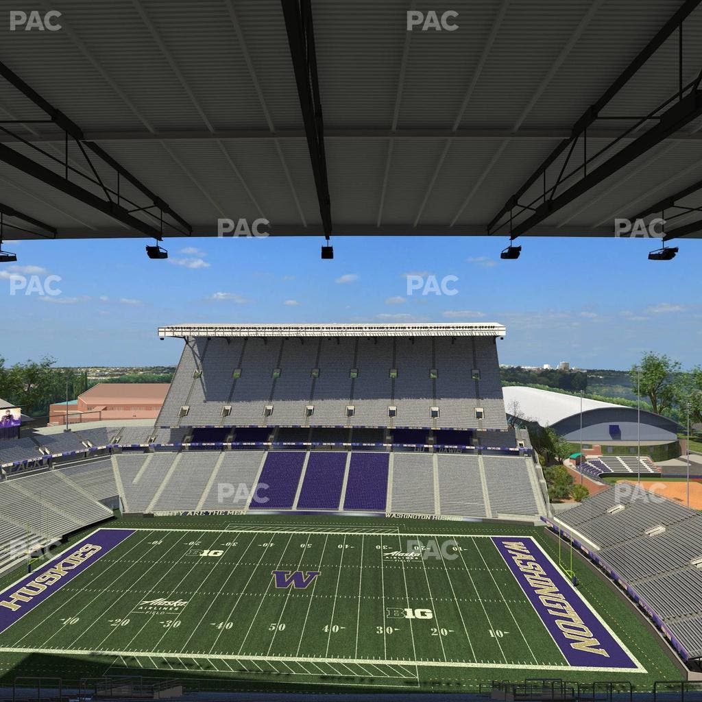 Husky Stadium - Section 305 Seat View