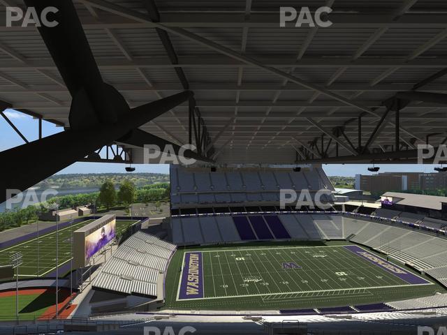 Husky Stadium - Section 332 Seat View