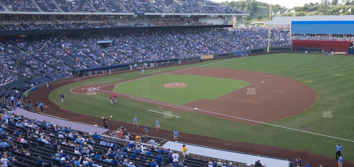 Kauffman Stadium - Section 320 Seat View