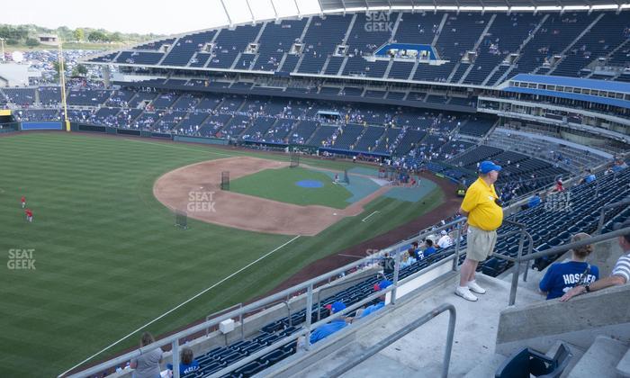 Kauffman Stadium - Section 402 R Seat View