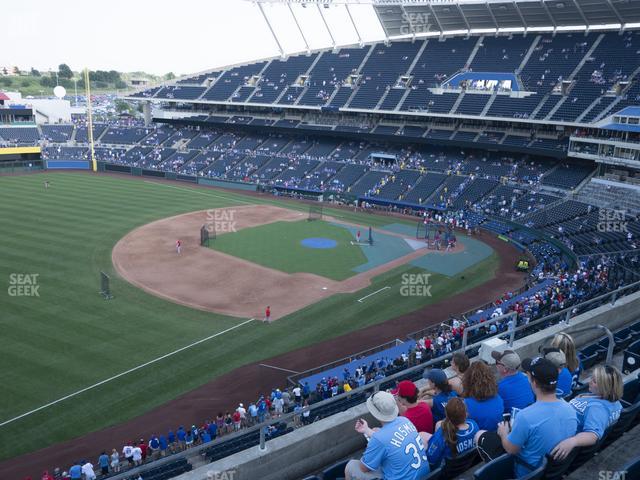 Kauffman Stadium - Section 405 R Seat View