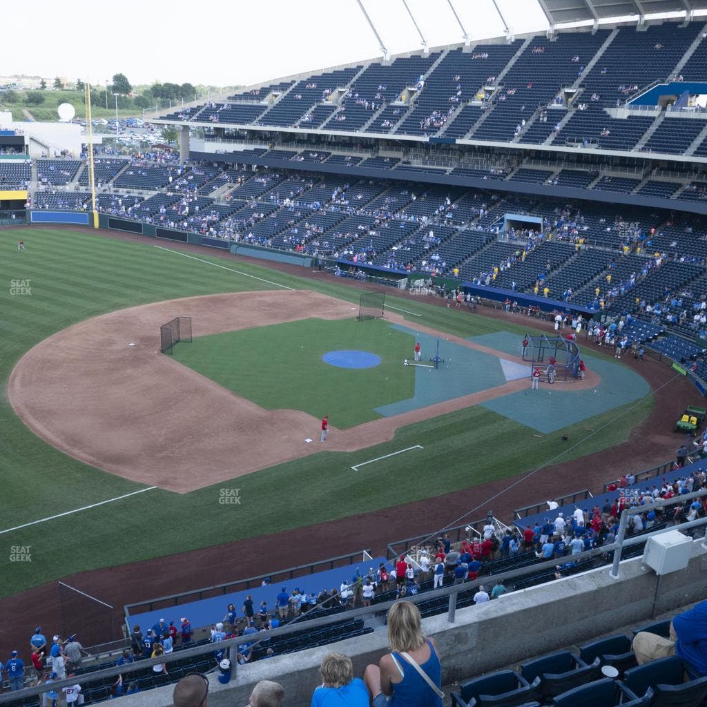 Kauffman Stadium - Section 407 Seat View