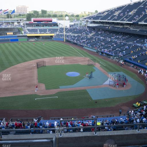 Kauffman Stadium - Section 411 R Seat View