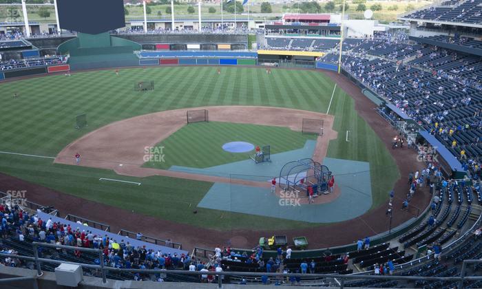 Kauffman Stadium - Section 415 R Seat View