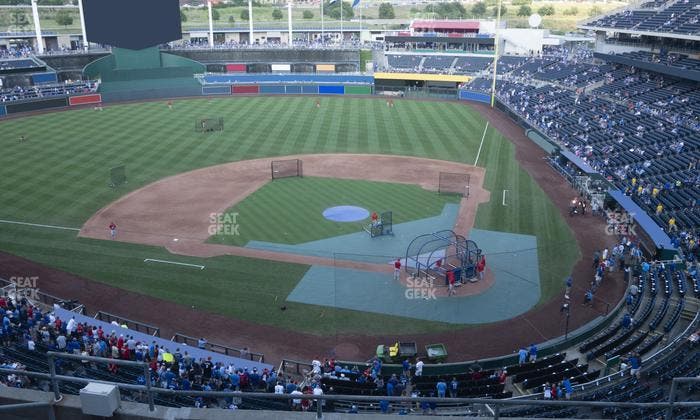 Kauffman Stadium - Section 415 R Seat View