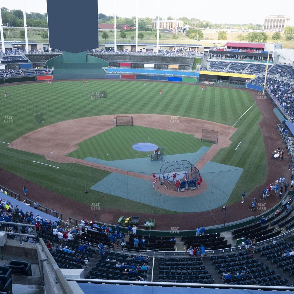 Kauffman Stadium - Section 417 R Seat View