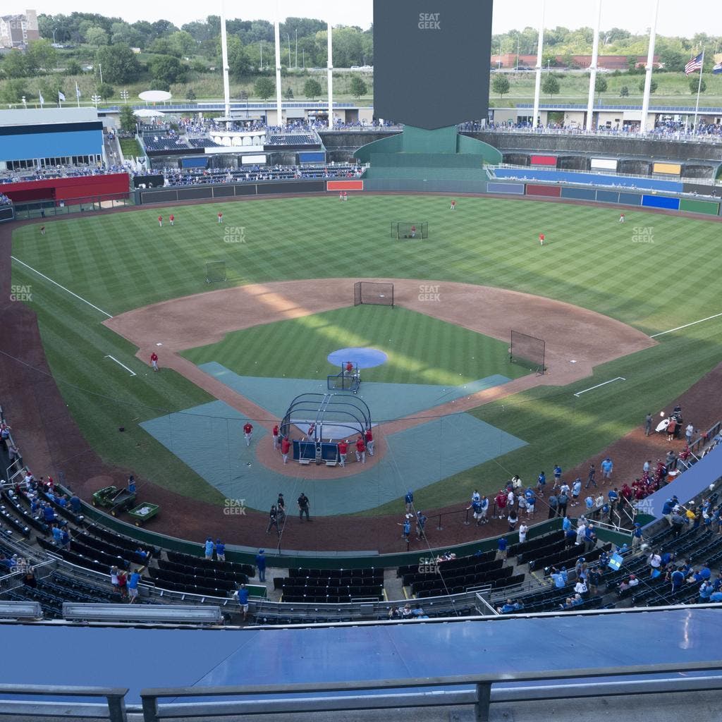 Kauffman Stadium - Section 421 R Seat View