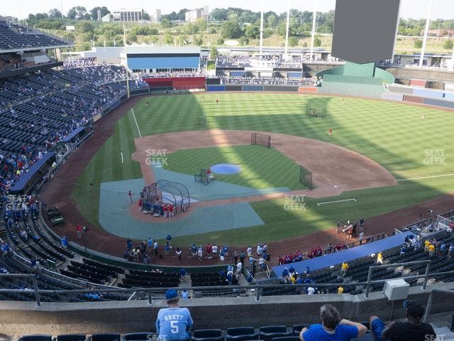 Kauffman Stadium - Section 425 R Seat View