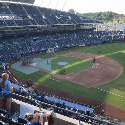 Kauffman Stadium - Section 433 R Seat View