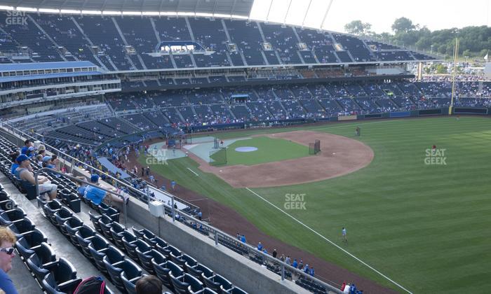 Kauffman Stadium - Section 438 R Seat View
