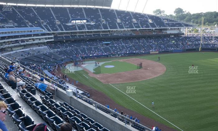 Kauffman Stadium - Section 438 R Seat View