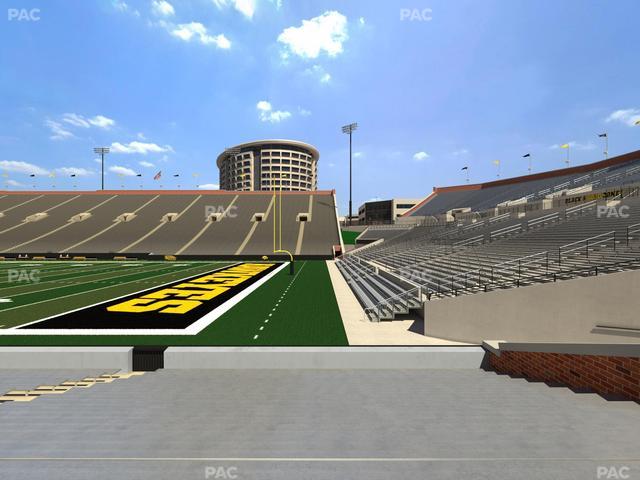 Kinnick Stadium - Section 122 Seat View