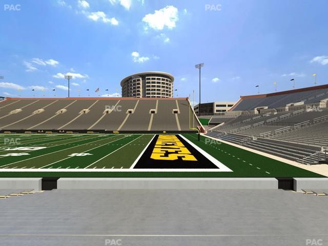 Kinnick Stadium - Section 123 Seat View