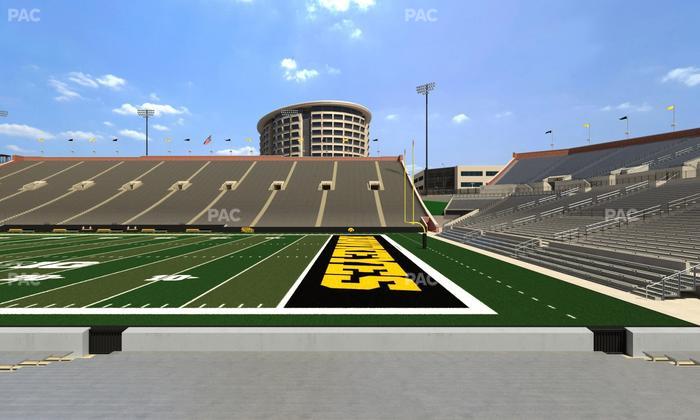 Kinnick Stadium - Section 123 Seat View
