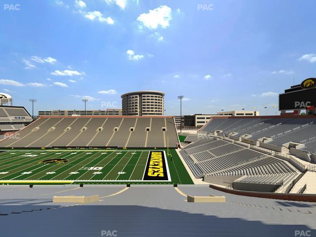 Kinnick Stadium - Section 123 Seat View