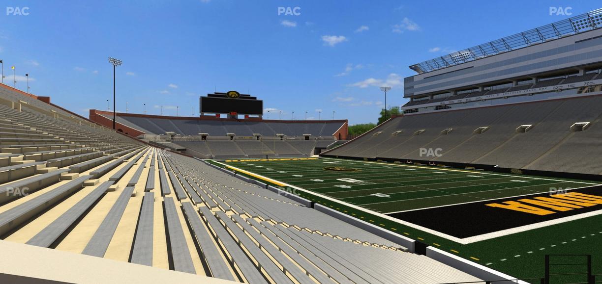 Kinnick Stadium - Section 140 Seat View