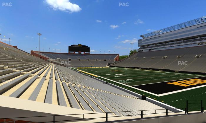 Kinnick Stadium - Section 140 Seat View