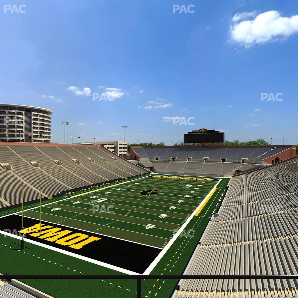 Kinnick Stadium - Section 333 Seat View