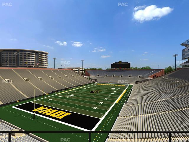 Kinnick Stadium - Section 333 Seat View